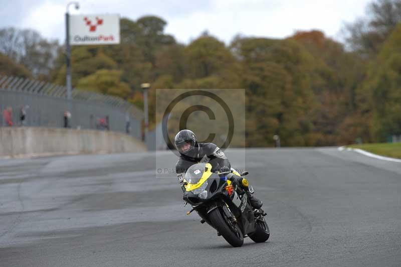 Motorcycle action photographs;Trackday digital images;event digital images;eventdigitalimages;no limits trackday;oulton park;oulton park circuit cheshire;oulton park photographs;peter wileman photography;trackday;trackday photos