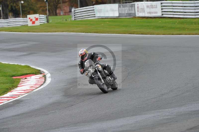 Motorcycle action photographs;Trackday digital images;event digital images;eventdigitalimages;no limits trackday;oulton park;oulton park circuit cheshire;oulton park photographs;peter wileman photography;trackday;trackday photos
