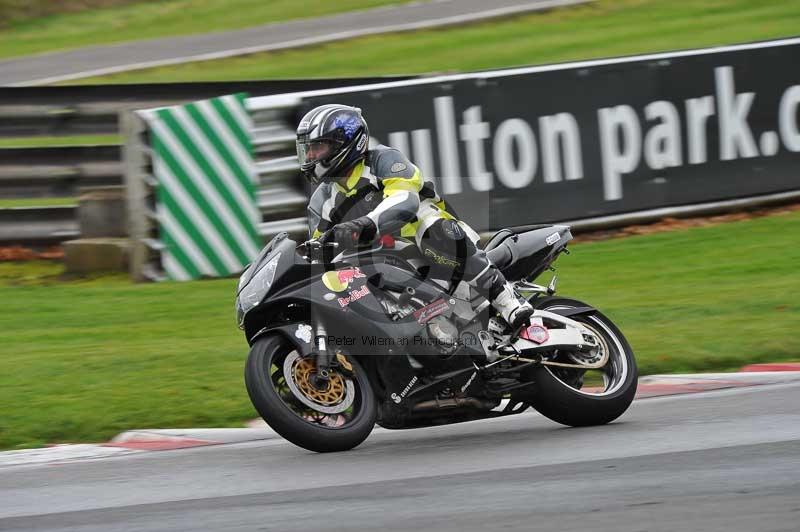 Motorcycle action photographs;Trackday digital images;event digital images;eventdigitalimages;no limits trackday;oulton park;oulton park circuit cheshire;oulton park photographs;peter wileman photography;trackday;trackday photos
