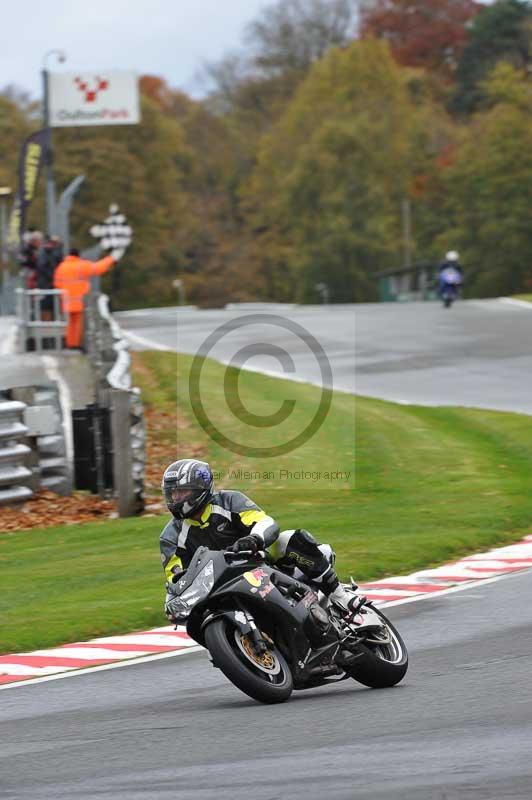 Motorcycle action photographs;Trackday digital images;event digital images;eventdigitalimages;no limits trackday;oulton park;oulton park circuit cheshire;oulton park photographs;peter wileman photography;trackday;trackday photos