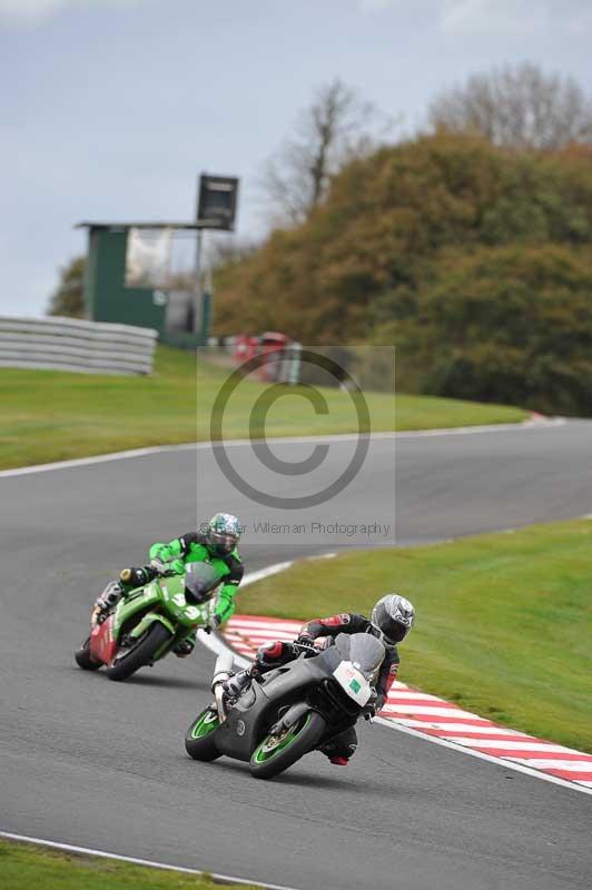 Motorcycle action photographs;Trackday digital images;event digital images;eventdigitalimages;no limits trackday;oulton park;oulton park circuit cheshire;oulton park photographs;peter wileman photography;trackday;trackday photos