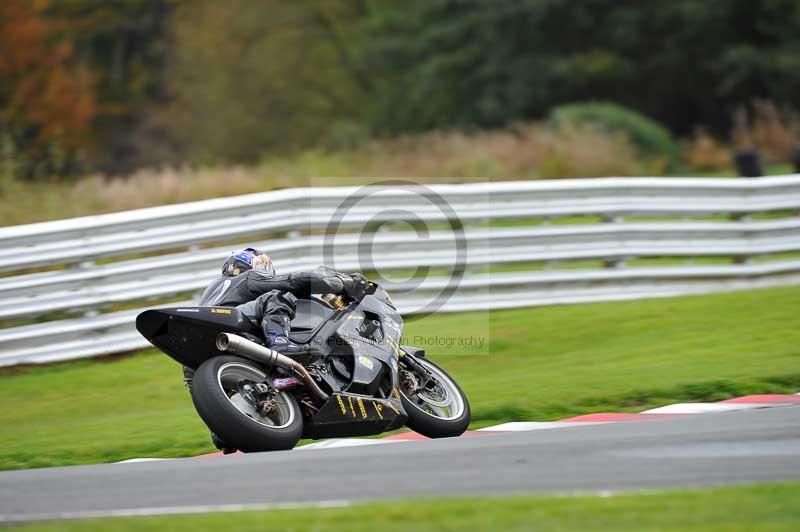 Motorcycle action photographs;Trackday digital images;event digital images;eventdigitalimages;no limits trackday;oulton park;oulton park circuit cheshire;oulton park photographs;peter wileman photography;trackday;trackday photos