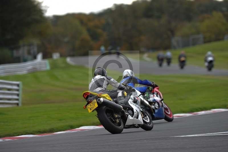 Motorcycle action photographs;Trackday digital images;event digital images;eventdigitalimages;no limits trackday;oulton park;oulton park circuit cheshire;oulton park photographs;peter wileman photography;trackday;trackday photos