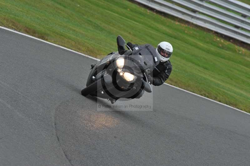 Motorcycle action photographs;Trackday digital images;event digital images;eventdigitalimages;no limits trackday;oulton park;oulton park circuit cheshire;oulton park photographs;peter wileman photography;trackday;trackday photos