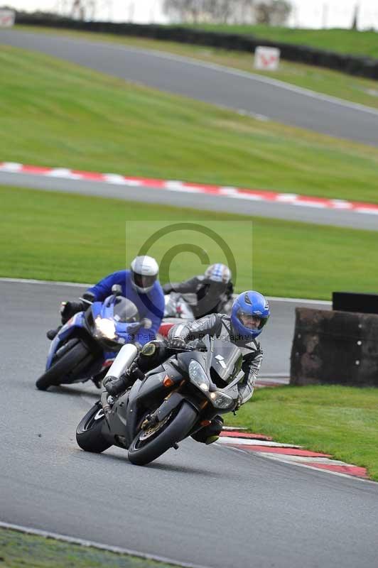 Motorcycle action photographs;Trackday digital images;event digital images;eventdigitalimages;no limits trackday;oulton park;oulton park circuit cheshire;oulton park photographs;peter wileman photography;trackday;trackday photos
