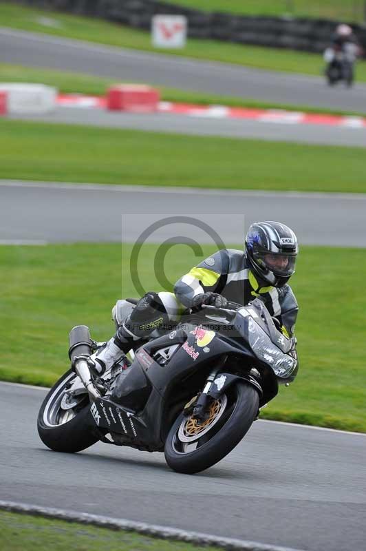 Motorcycle action photographs;Trackday digital images;event digital images;eventdigitalimages;no limits trackday;oulton park;oulton park circuit cheshire;oulton park photographs;peter wileman photography;trackday;trackday photos