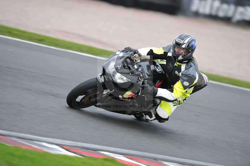 Motorcycle action photographs;Trackday digital images;event digital images;eventdigitalimages;no limits trackday;oulton park;oulton park circuit cheshire;oulton park photographs;peter wileman photography;trackday;trackday photos