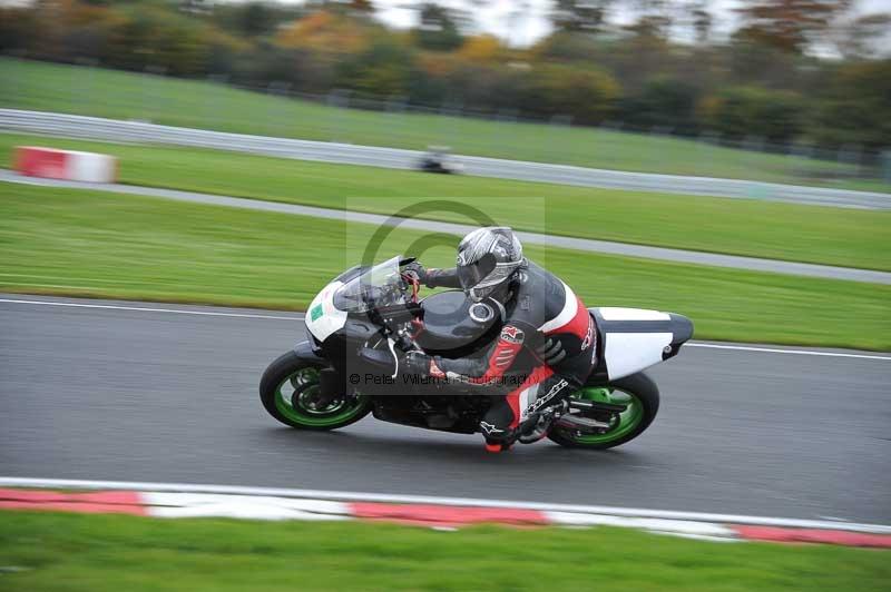Motorcycle action photographs;Trackday digital images;event digital images;eventdigitalimages;no limits trackday;oulton park;oulton park circuit cheshire;oulton park photographs;peter wileman photography;trackday;trackday photos