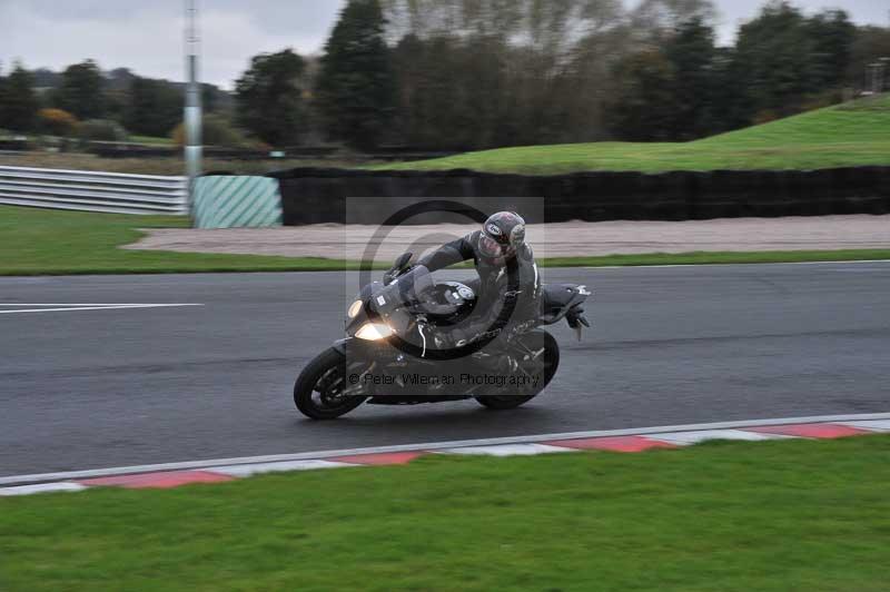 Motorcycle action photographs;Trackday digital images;event digital images;eventdigitalimages;no limits trackday;oulton park;oulton park circuit cheshire;oulton park photographs;peter wileman photography;trackday;trackday photos