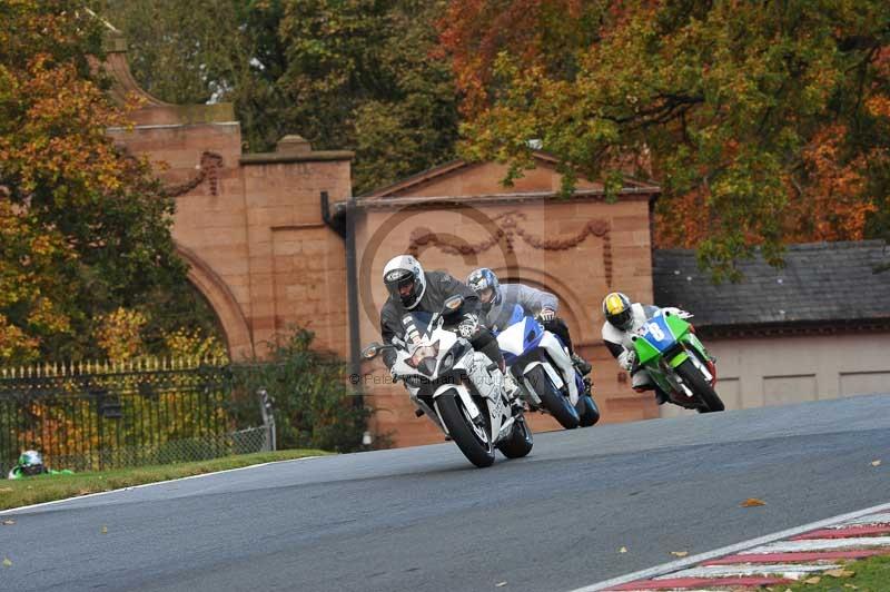 Motorcycle action photographs;Trackday digital images;event digital images;eventdigitalimages;no limits trackday;oulton park;oulton park circuit cheshire;oulton park photographs;peter wileman photography;trackday;trackday photos