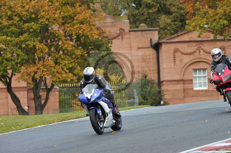 Motorcycle action photographs;Trackday digital images;event digital images;eventdigitalimages;no limits trackday;oulton park;oulton park circuit cheshire;oulton park photographs;peter wileman photography;trackday;trackday photos