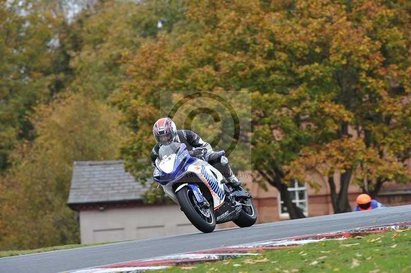 Motorcycle action photographs;Trackday digital images;event digital images;eventdigitalimages;no limits trackday;oulton park;oulton park circuit cheshire;oulton park photographs;peter wileman photography;trackday;trackday photos