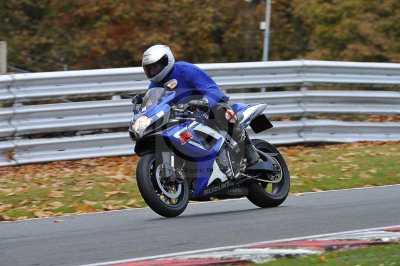 Motorcycle action photographs;Trackday digital images;event digital images;eventdigitalimages;no limits trackday;oulton park;oulton park circuit cheshire;oulton park photographs;peter wileman photography;trackday;trackday photos