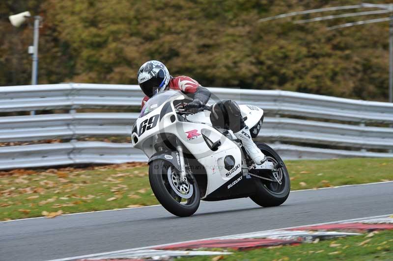Motorcycle action photographs;Trackday digital images;event digital images;eventdigitalimages;no limits trackday;oulton park;oulton park circuit cheshire;oulton park photographs;peter wileman photography;trackday;trackday photos