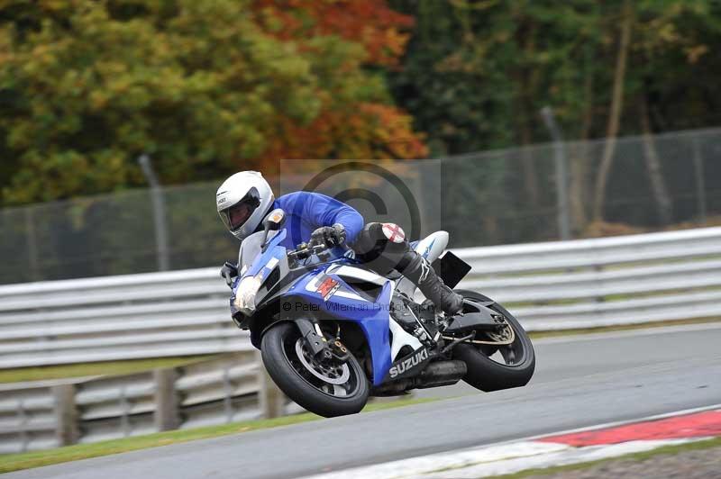 Motorcycle action photographs;Trackday digital images;event digital images;eventdigitalimages;no limits trackday;oulton park;oulton park circuit cheshire;oulton park photographs;peter wileman photography;trackday;trackday photos