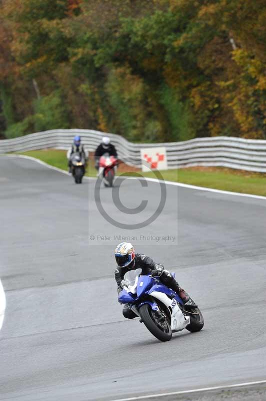 Motorcycle action photographs;Trackday digital images;event digital images;eventdigitalimages;no limits trackday;oulton park;oulton park circuit cheshire;oulton park photographs;peter wileman photography;trackday;trackday photos