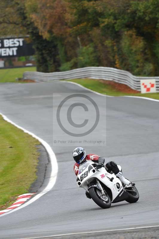 Motorcycle action photographs;Trackday digital images;event digital images;eventdigitalimages;no limits trackday;oulton park;oulton park circuit cheshire;oulton park photographs;peter wileman photography;trackday;trackday photos