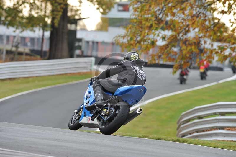 Motorcycle action photographs;Trackday digital images;event digital images;eventdigitalimages;no limits trackday;oulton park;oulton park circuit cheshire;oulton park photographs;peter wileman photography;trackday;trackday photos