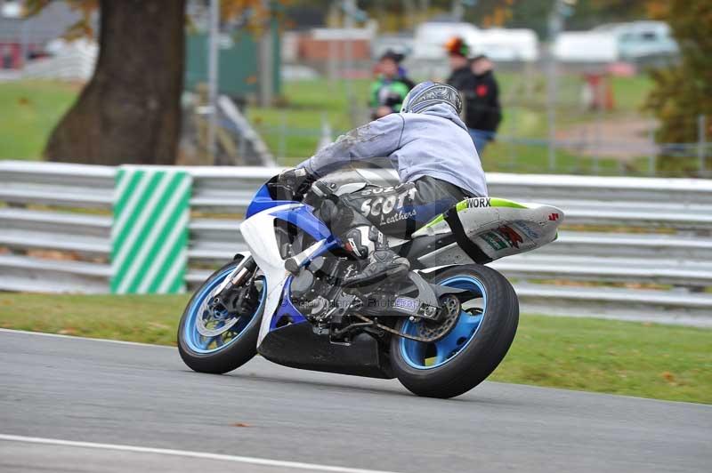 Motorcycle action photographs;Trackday digital images;event digital images;eventdigitalimages;no limits trackday;oulton park;oulton park circuit cheshire;oulton park photographs;peter wileman photography;trackday;trackday photos