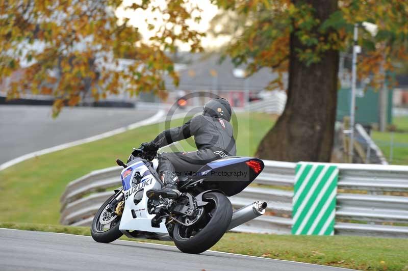 Motorcycle action photographs;Trackday digital images;event digital images;eventdigitalimages;no limits trackday;oulton park;oulton park circuit cheshire;oulton park photographs;peter wileman photography;trackday;trackday photos