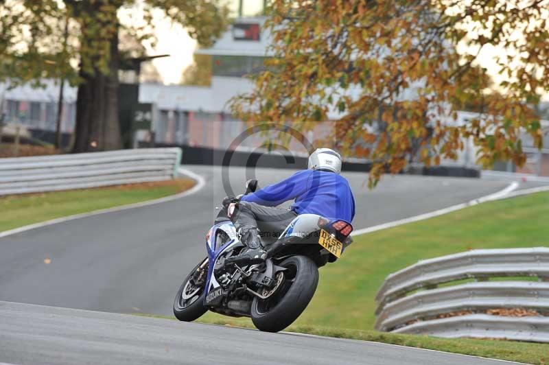 Motorcycle action photographs;Trackday digital images;event digital images;eventdigitalimages;no limits trackday;oulton park;oulton park circuit cheshire;oulton park photographs;peter wileman photography;trackday;trackday photos