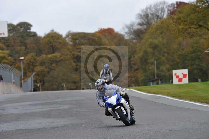 Motorcycle action photographs;Trackday digital images;event digital images;eventdigitalimages;no limits trackday;oulton park;oulton park circuit cheshire;oulton park photographs;peter wileman photography;trackday;trackday photos