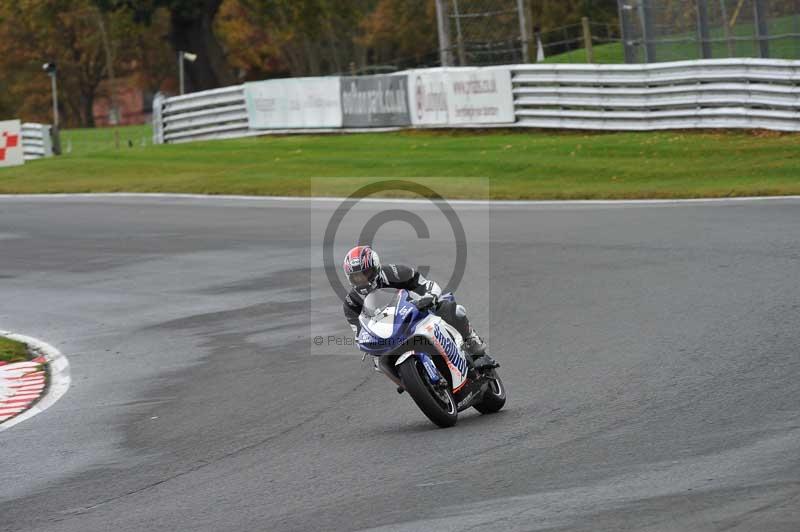 Motorcycle action photographs;Trackday digital images;event digital images;eventdigitalimages;no limits trackday;oulton park;oulton park circuit cheshire;oulton park photographs;peter wileman photography;trackday;trackday photos