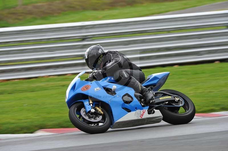 Motorcycle action photographs;Trackday digital images;event digital images;eventdigitalimages;no limits trackday;oulton park;oulton park circuit cheshire;oulton park photographs;peter wileman photography;trackday;trackday photos