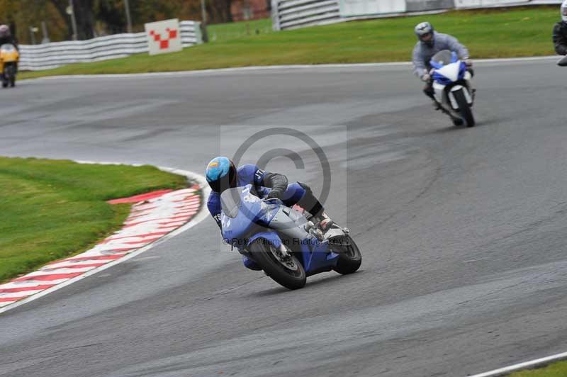 Motorcycle action photographs;Trackday digital images;event digital images;eventdigitalimages;no limits trackday;oulton park;oulton park circuit cheshire;oulton park photographs;peter wileman photography;trackday;trackday photos