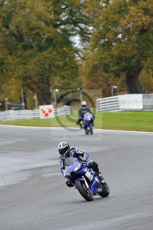 Motorcycle action photographs;Trackday digital images;event digital images;eventdigitalimages;no limits trackday;oulton park;oulton park circuit cheshire;oulton park photographs;peter wileman photography;trackday;trackday photos