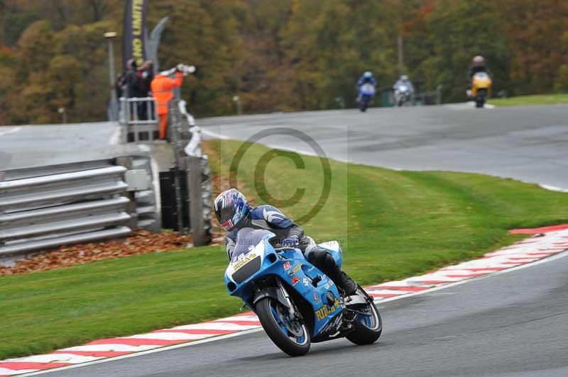 Motorcycle action photographs;Trackday digital images;event digital images;eventdigitalimages;no limits trackday;oulton park;oulton park circuit cheshire;oulton park photographs;peter wileman photography;trackday;trackday photos