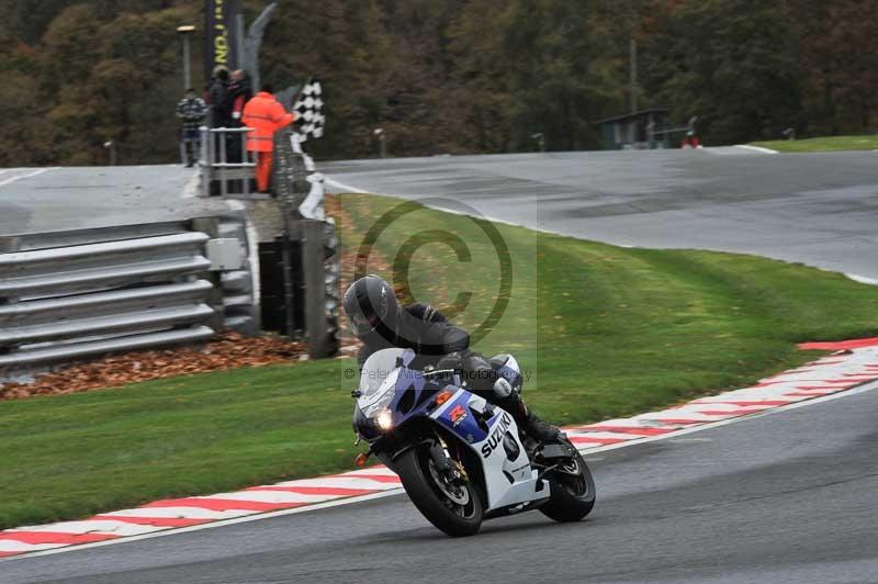 Motorcycle action photographs;Trackday digital images;event digital images;eventdigitalimages;no limits trackday;oulton park;oulton park circuit cheshire;oulton park photographs;peter wileman photography;trackday;trackday photos