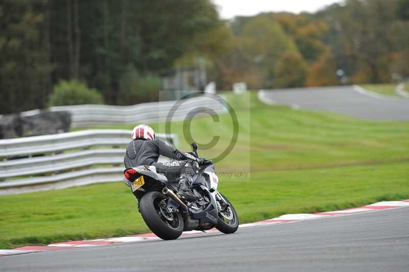 Motorcycle action photographs;Trackday digital images;event digital images;eventdigitalimages;no limits trackday;oulton park;oulton park circuit cheshire;oulton park photographs;peter wileman photography;trackday;trackday photos