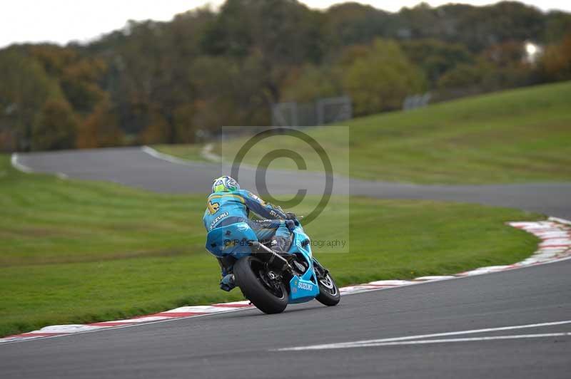 Motorcycle action photographs;Trackday digital images;event digital images;eventdigitalimages;no limits trackday;oulton park;oulton park circuit cheshire;oulton park photographs;peter wileman photography;trackday;trackday photos