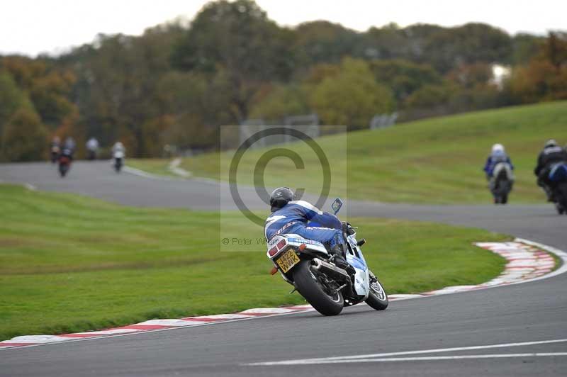 Motorcycle action photographs;Trackday digital images;event digital images;eventdigitalimages;no limits trackday;oulton park;oulton park circuit cheshire;oulton park photographs;peter wileman photography;trackday;trackday photos
