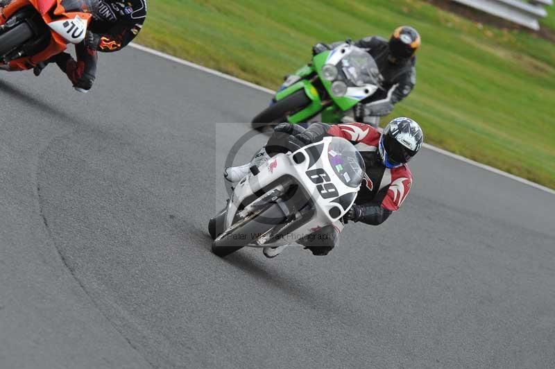 Motorcycle action photographs;Trackday digital images;event digital images;eventdigitalimages;no limits trackday;oulton park;oulton park circuit cheshire;oulton park photographs;peter wileman photography;trackday;trackday photos