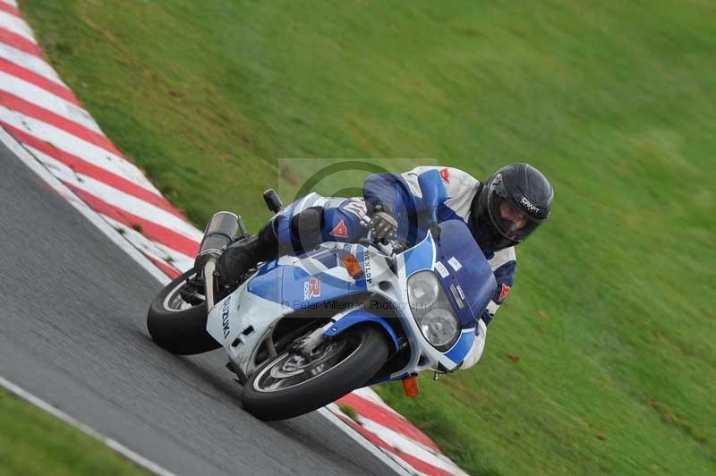 Motorcycle action photographs;Trackday digital images;event digital images;eventdigitalimages;no limits trackday;oulton park;oulton park circuit cheshire;oulton park photographs;peter wileman photography;trackday;trackday photos