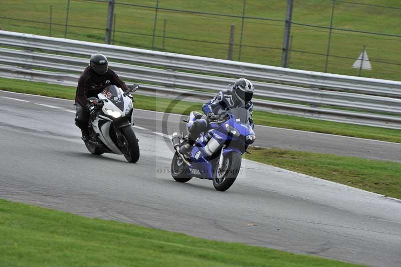 Motorcycle action photographs;Trackday digital images;event digital images;eventdigitalimages;no limits trackday;oulton park;oulton park circuit cheshire;oulton park photographs;peter wileman photography;trackday;trackday photos