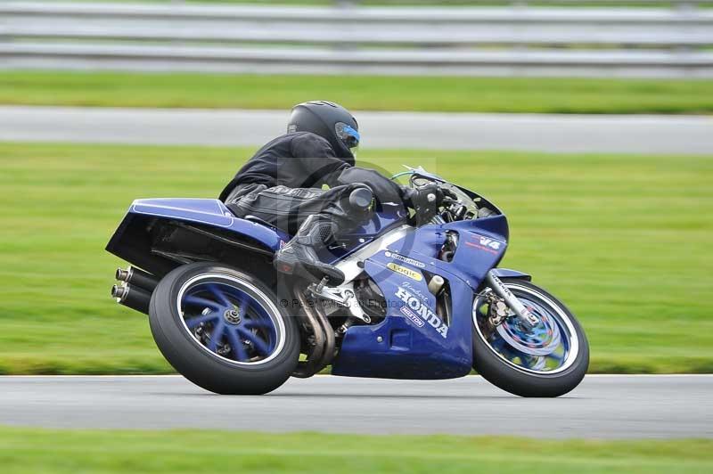 Motorcycle action photographs;Trackday digital images;event digital images;eventdigitalimages;no limits trackday;oulton park;oulton park circuit cheshire;oulton park photographs;peter wileman photography;trackday;trackday photos