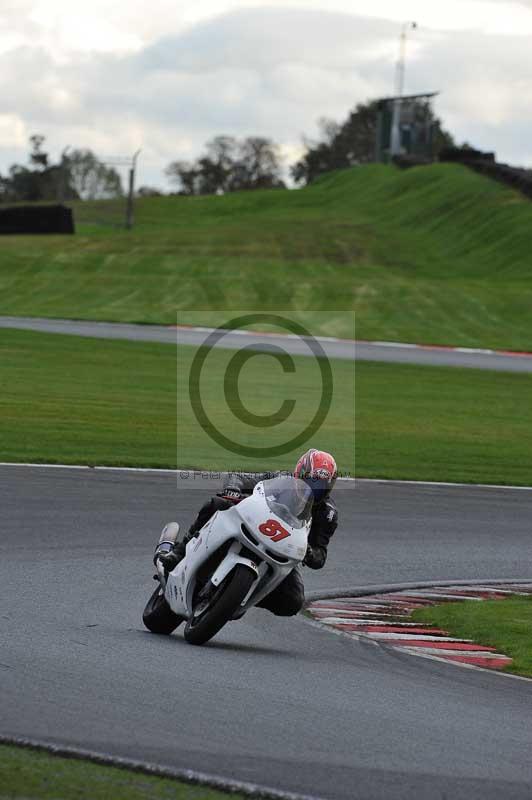 Motorcycle action photographs;Trackday digital images;event digital images;eventdigitalimages;no limits trackday;oulton park;oulton park circuit cheshire;oulton park photographs;peter wileman photography;trackday;trackday photos