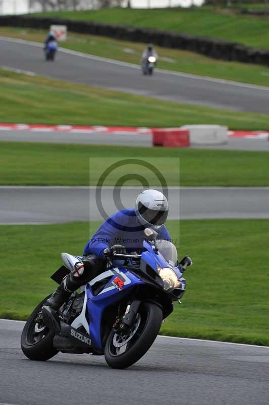 Motorcycle action photographs;Trackday digital images;event digital images;eventdigitalimages;no limits trackday;oulton park;oulton park circuit cheshire;oulton park photographs;peter wileman photography;trackday;trackday photos