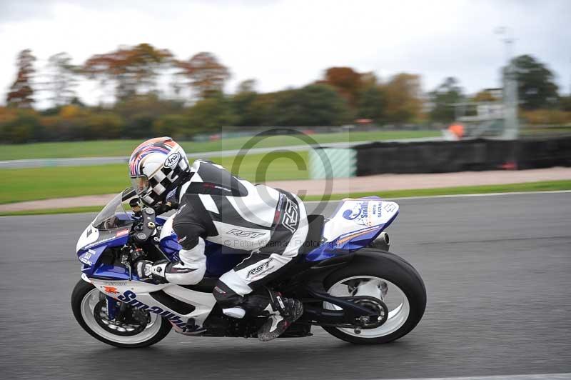 Motorcycle action photographs;Trackday digital images;event digital images;eventdigitalimages;no limits trackday;oulton park;oulton park circuit cheshire;oulton park photographs;peter wileman photography;trackday;trackday photos