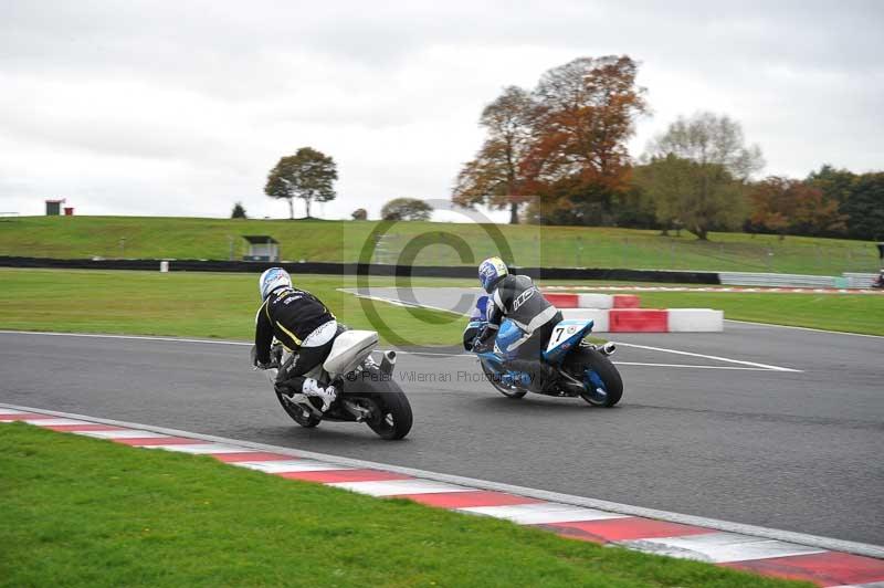 Motorcycle action photographs;Trackday digital images;event digital images;eventdigitalimages;no limits trackday;oulton park;oulton park circuit cheshire;oulton park photographs;peter wileman photography;trackday;trackday photos
