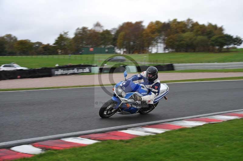 Motorcycle action photographs;Trackday digital images;event digital images;eventdigitalimages;no limits trackday;oulton park;oulton park circuit cheshire;oulton park photographs;peter wileman photography;trackday;trackday photos