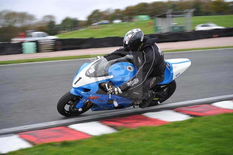 Motorcycle action photographs;Trackday digital images;event digital images;eventdigitalimages;no limits trackday;oulton park;oulton park circuit cheshire;oulton park photographs;peter wileman photography;trackday;trackday photos