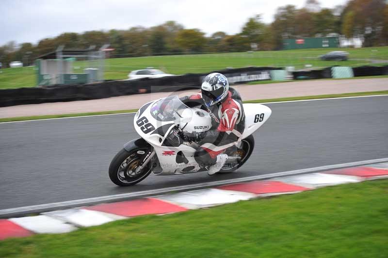 Motorcycle action photographs;Trackday digital images;event digital images;eventdigitalimages;no limits trackday;oulton park;oulton park circuit cheshire;oulton park photographs;peter wileman photography;trackday;trackday photos
