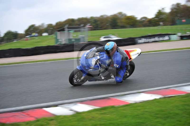 Motorcycle action photographs;Trackday digital images;event digital images;eventdigitalimages;no limits trackday;oulton park;oulton park circuit cheshire;oulton park photographs;peter wileman photography;trackday;trackday photos