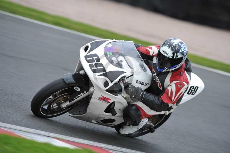 Motorcycle action photographs;Trackday digital images;event digital images;eventdigitalimages;no limits trackday;oulton park;oulton park circuit cheshire;oulton park photographs;peter wileman photography;trackday;trackday photos