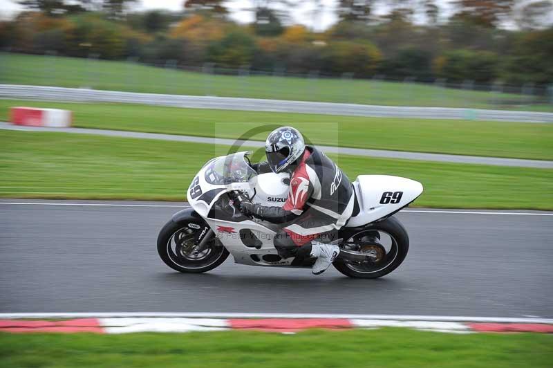 Motorcycle action photographs;Trackday digital images;event digital images;eventdigitalimages;no limits trackday;oulton park;oulton park circuit cheshire;oulton park photographs;peter wileman photography;trackday;trackday photos
