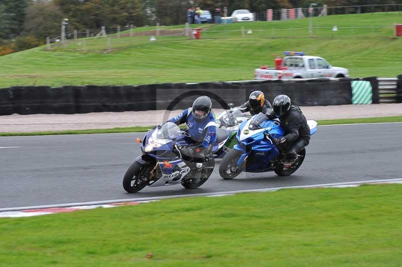 Motorcycle action photographs;Trackday digital images;event digital images;eventdigitalimages;no limits trackday;oulton park;oulton park circuit cheshire;oulton park photographs;peter wileman photography;trackday;trackday photos